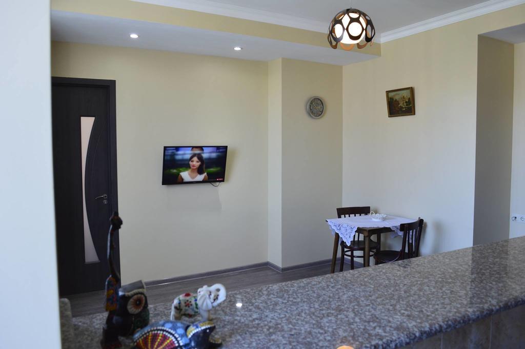Apartment Near Park 36 Batumi Exterior foto